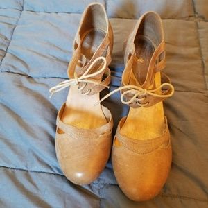 Anthropologie Lucky Penny heels